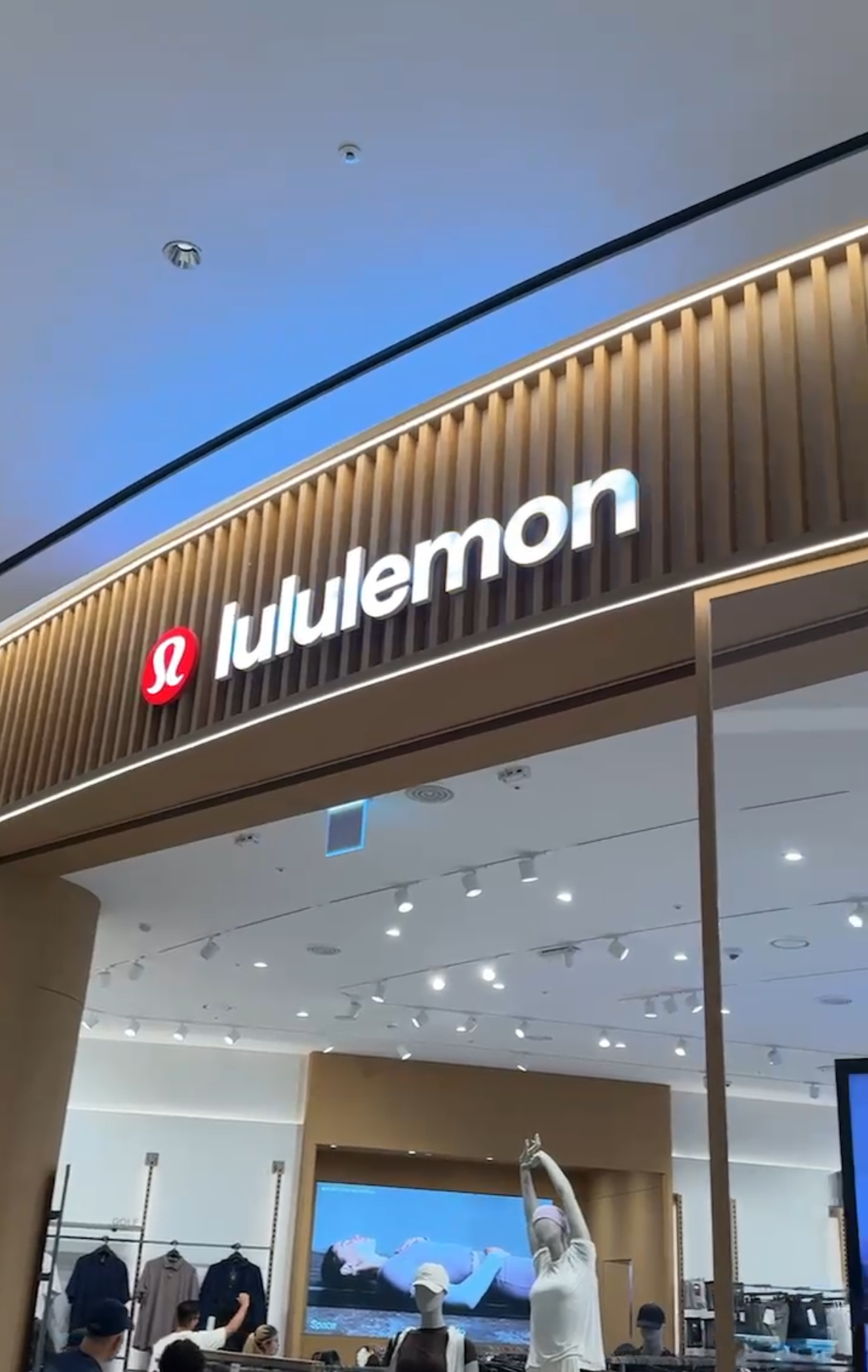Lululemon x Superple
